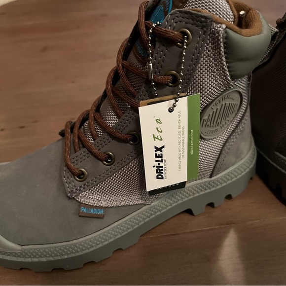 Palladium Gray and Tan High-Top Boots! Men’s or Women’s Boots!!​​ - Picture 4 of 7